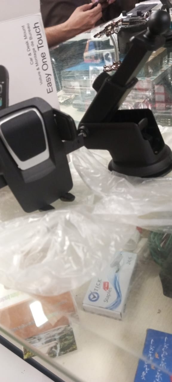 Easy One Touch Mobile Holder Car & Desk Mount / Car Phone Holder Mobile Phone Holder Stand in Car - Image 2