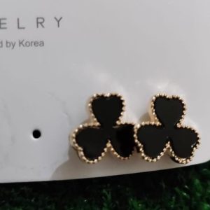 1 Pair Black Mini hearts trending earrings