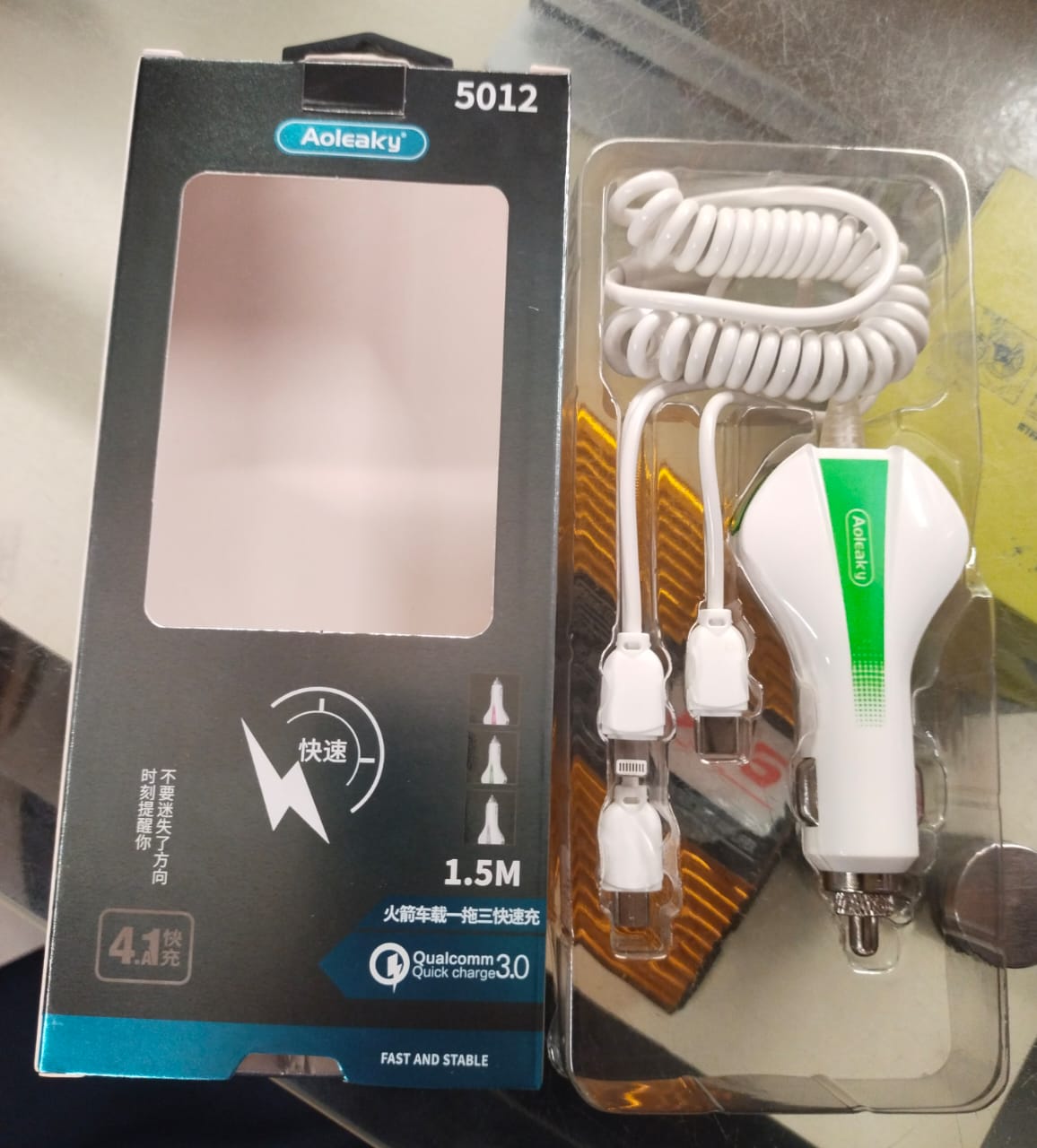 Aolike 5012 Car Phone Charger USB Fast Charge One Drag 3in1 Universal Car Charger - Image 3