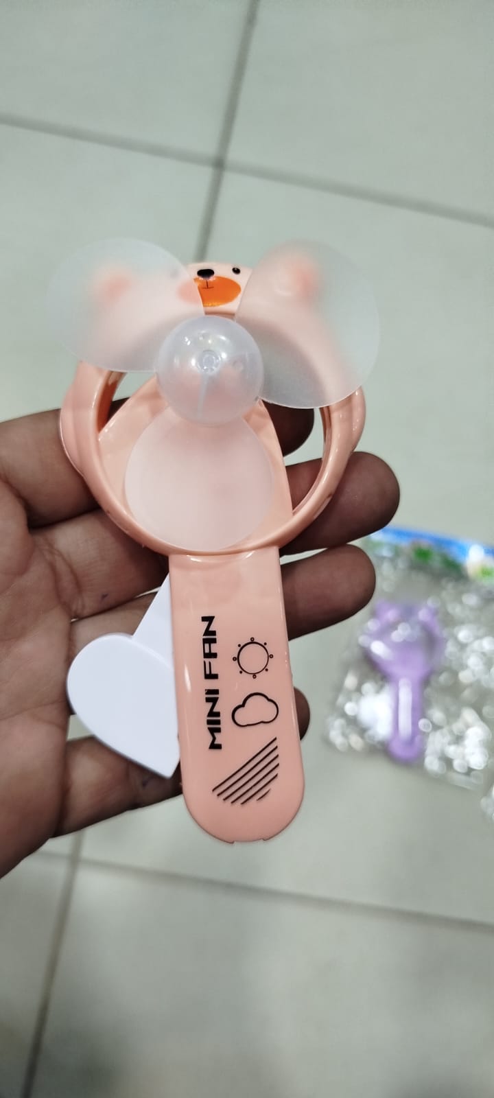 Manual Cute Summer Hand Fan Durable Ultra-Quiet Cooling Fans for Travel Office Room - Image 3