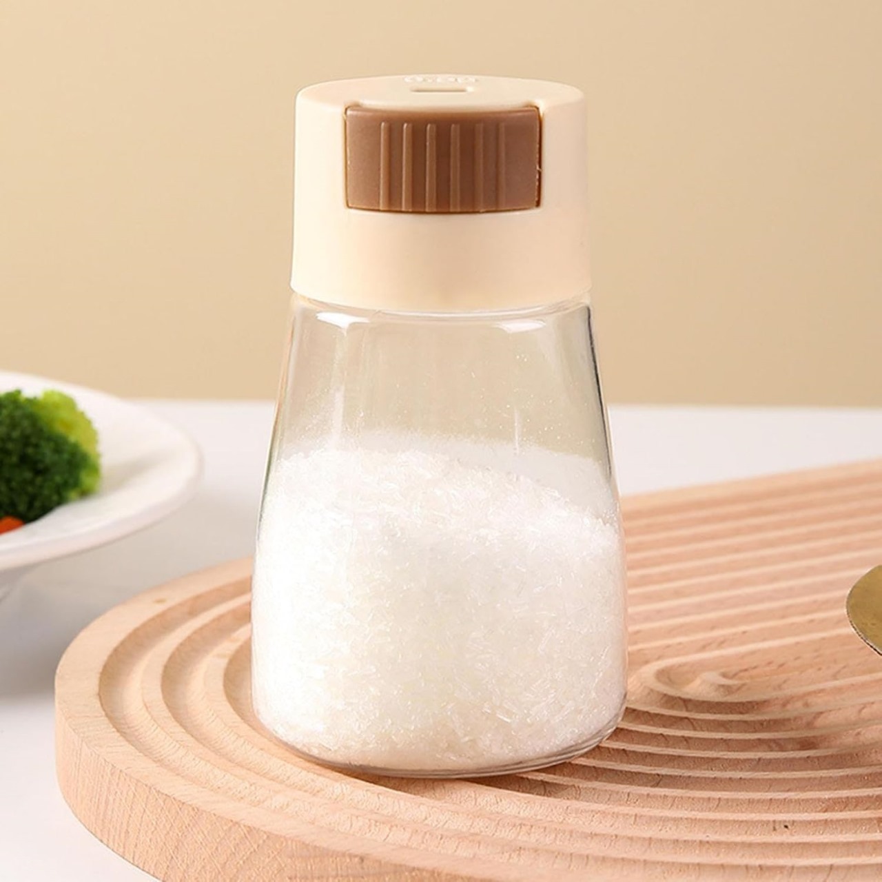 Measurable Control Spice Bottle Spice Jar with Press Control Cap | Spice jar (Random Color) - Image 5