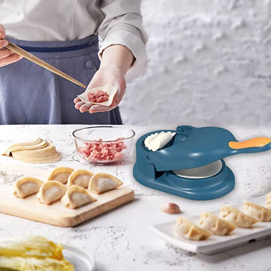 2-in-1 Manual Dumpling Maker & Dough Press Machine | Portable Samosa & Gujiya Mould Tool - Image 4
