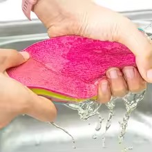 Multi-Purpose Microfiber Rainbow Sponge 12 Layer Durable Cleaning Sponge for Kitchen & Household Use - Image 4
