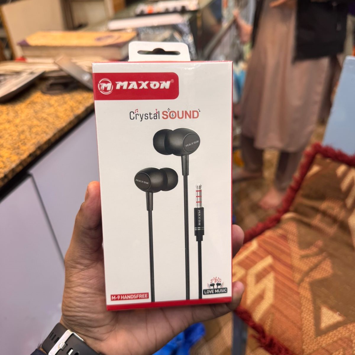 Maxon M9 Handfree High-Performance 10mm Driver, Immersive Bass, Matte Sleek Design, 3.5mm AUX Connector