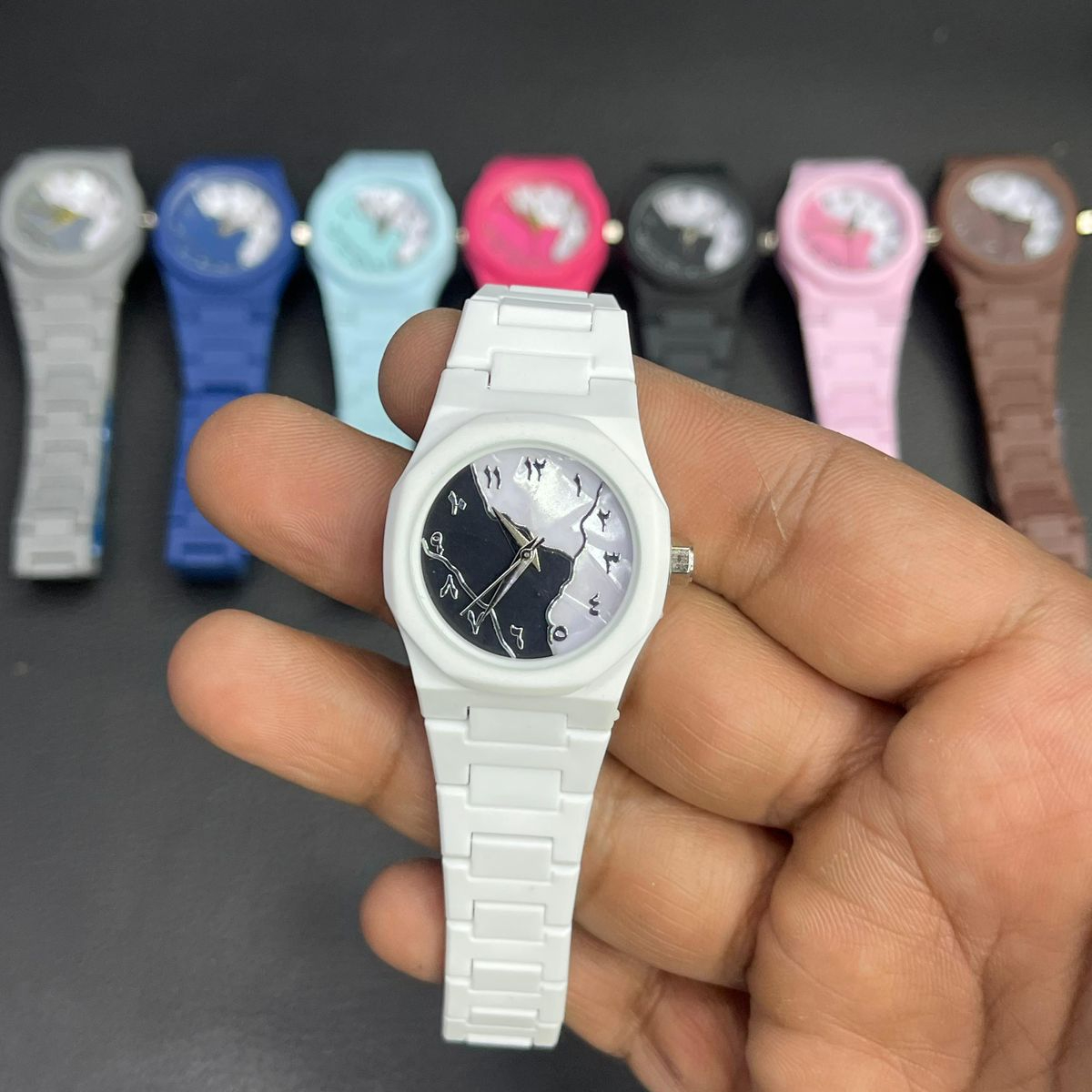 Women's Mini Aura Watch Providing Elegant Design Comfortable Use Stylish Appearance And Everyday Wear - Image 3