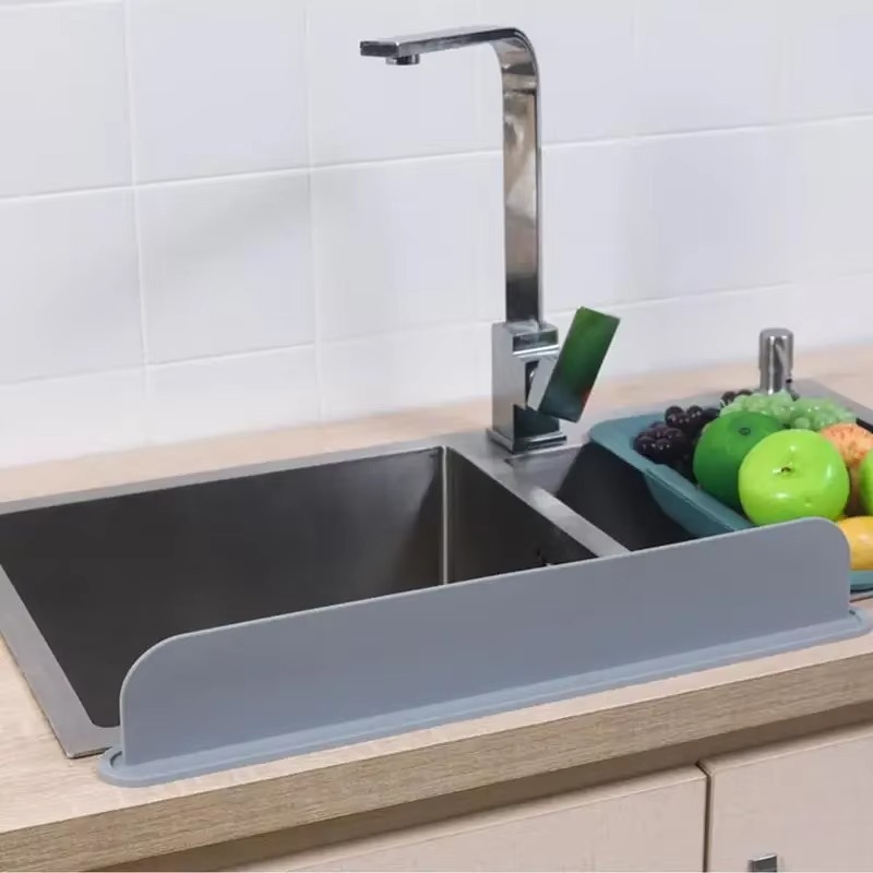 Reusable Silicone Sink Splash Guard 14 Inch Splashproof Countertop Water Barrier With suction (Random Color) - Image 4