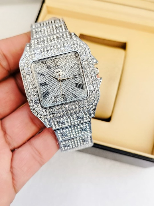 Ladies Stylish Stone Watch Elegant Wristwatch with Sparkling Stones, Fashion Accessory for Daily Wear & Occasions