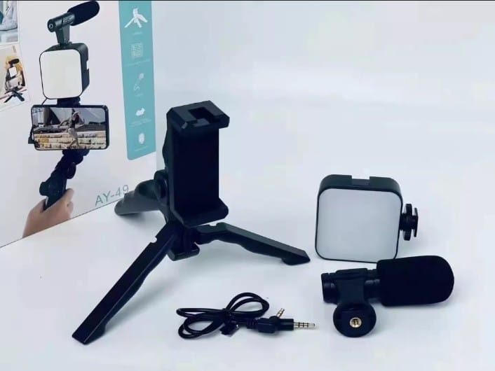 AY-49 Vlogging Kit - Image 4