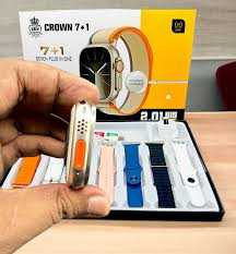 Crown – 7 in 1 ULTRA Smart Watch Wireless Charging & Sports Mode - Image 3