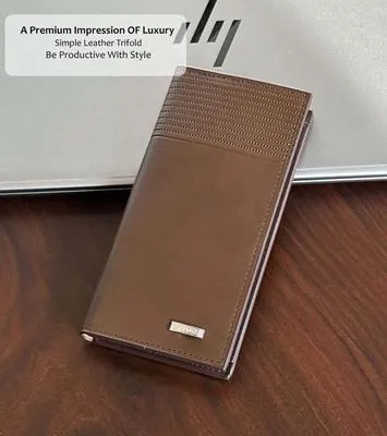Multi Color Leather Wallet for Men & Women – Slim Minimalist Wallet in Black, Dark Brown & Light Brown for Daily Use in Pakistan - Image 5