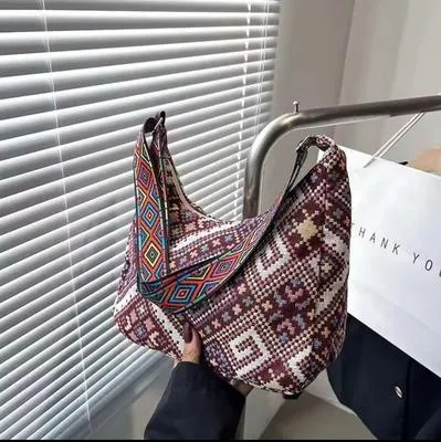 Bohemian Patterned Shoulder Hobo Bag for Women | Adjustable Strap Casual Handbag - Image 7