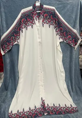 Georgette Printed Classic Abaya for Women | Cream Embroidered Floral Abaya with Pocket - Image 5
