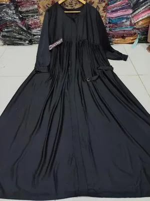 Black Georgette Full Abaya with Front Zip & Side Pockets | Elegant Modest Abaya for Women - Image 4