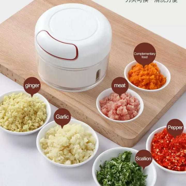 Mini Manual Garlic & Vegetable Chopper โ Hand-Pull Food Processor for Onion, Herbs, Nuts & Vegetables - Image 3