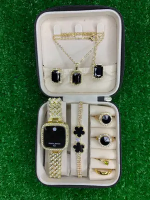 8PCS Women's Trendy Watch Set | Stylish Fashion Watches Gift Set for Girls & Women - Image 4