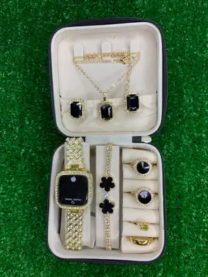 8PCS Women's Trendy Watch Set | Stylish Fashion Watches Gift Set for Girls & Women - Image 5
